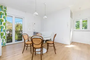 Apartment with barbeque, terrace & garden - Image 4