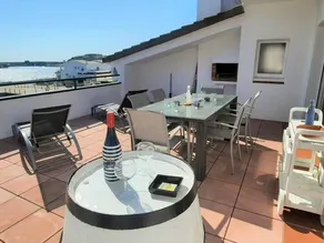 SANT CARLES 253 apartamento zona residencial con terraza - Image 3