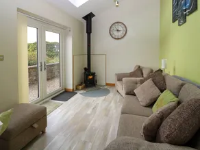 Family-friendly cottage with garden | Pet-friendly - Image 4
