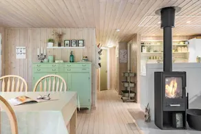 Lovely house with BBQ, terrace & sauna - Image 4