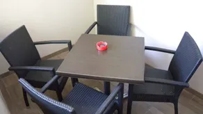 Pleasant apartment with garden, pool & barbecue - Image 2