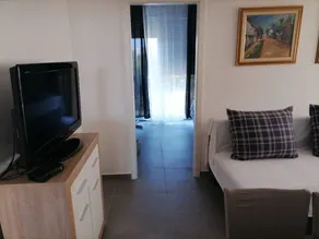 Apartment with barbeque & terrace - Image 2