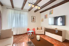Holiday home with pool, barbeque & terrace - Image 2