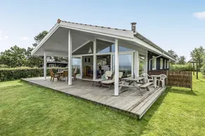 Fully equipped house with terrace, sauna & hot tub | Sea view - Image 2