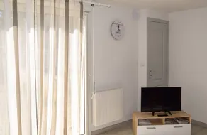 Fully equipped holiday home with garden & terrace | Close to the beach - Image 5