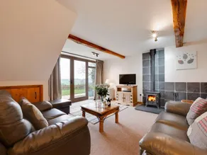 Fully equipped cottage with garden - Image 5