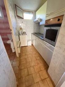 Apartment with garden - Image 3
