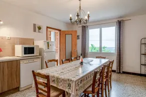 Cottage with terrace, barbeque & garden | Garden view - Image 4
