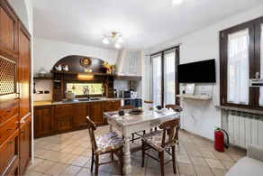 Apartment 'La Dimora Nel Roero Con Patio' with Private Terrace, Wi-Fi and Air Conditioning - Image 5