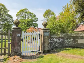 Fully equipped nice cottage with garden - Image 3