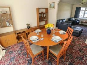 Family-oriented lovely cottage with garden | Beach view | Pets allowed - Image 5