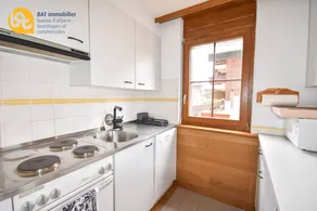 Apartment with terrace, barbecue & garden - Image 5