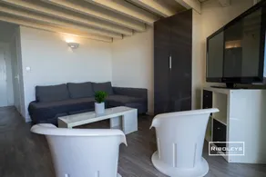 Holiday apartment with pool, barbeque & terrace | Beach view - Image 3