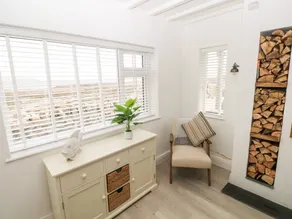 Child-friendly nice cottage with garden | Beach nearby | Pet-friendly - Image 5