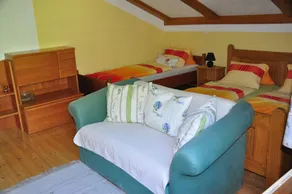 Apartment with garden, terrace & barbeque | Mountain view - Image 2