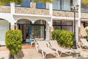 Fully equipped lovely apartment with garden, pool & terrace | Garden view | Next to the beach | Perfect for remote work - Image 5