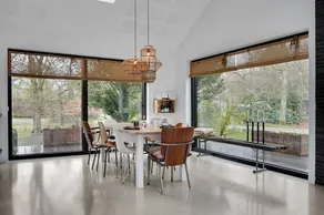 Holiday home with terrace & BBQ - Image 3