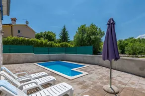 Letting with barbeque, pool & terrace | Pool view - Image 4