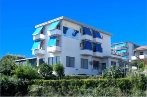Accogliente Hotel con WiFi e Parcheggio a Pineto - Image 3