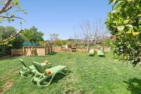 Chalet with barbeque, terrace & garden - Image 2