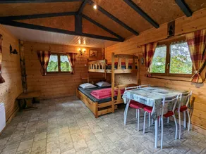 Lovely chalet with garden & BBQ | Dogs allowed - Image 5