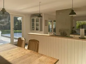 Holiday home with terrace, garden & barbecue - Image 4