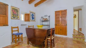 Appartamento con piscina e giardino - Image 2