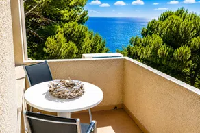 House with terrace, hot tub & BBQ - Image 5