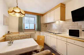 Apartment 'Sommer' with Mountain View, Shared Garden and Wi-Fi - Image 5