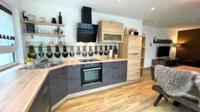 Fully equipped holiday apartment with sauna & terrace | Mountain view - Image 3