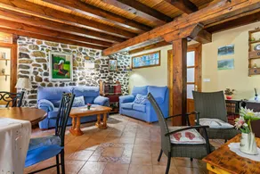 Rural House 'El Campano' with Mountain Views, Private Terrace and Wi-Fi - Image 5