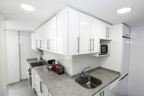 Apartamento P7 con piscina comunitaria, playa a 100m - Image 4