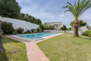 Holiday home with barbeque, pool & terrace - Image 2