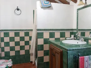Appartement de vacances avec jardin, barbecue et piscine privée - Image 4