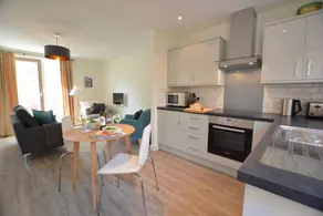 Cottage with BBQ & garden - Image 2