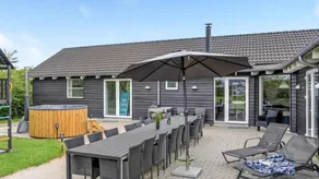 House with garden, barbeque & pool | Dogs allowed - Image 2