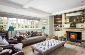 Cottage with garden - Image 3