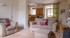 Children-friendly lovely cottage with garden, terrace & pool | Dogs allowed - Image 5