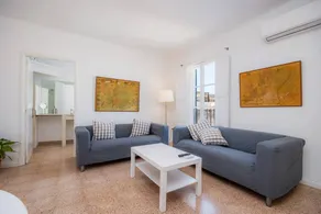 Apartment with fast internet - Image 2