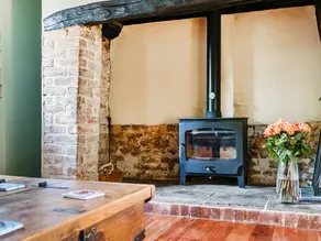 Family-oriented cottage with garden | River view | Pet-friendly - Image 5