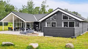 Big house with pool, terrace & sauna | Beach nearby | Pets allowed - Image 5