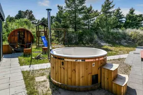Family-friendly lovely house with sauna, BBQ & terrace - Image 2