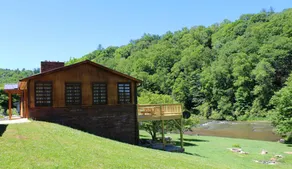 Holiday home with fast internet, jacuzzi & barbeque | Mountain view - Image 4