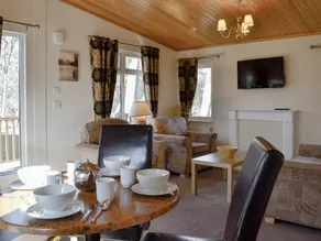 Cottage with BBQ | River view - Image 4