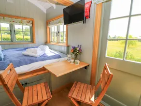 Family-friendly lovely cottage with garden | Pets allowed - Image 5