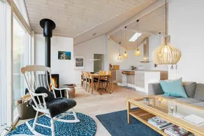 Fully equipped holiday home with terrace, hot tub & BBQ | Dogs allowed - Image 3