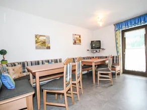 Fully equipped holiday apartment with BBQ, terrace & garden | Mountain view | Pets are welcome - Image 4