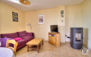Gite with barbeque, terrace & garden - Image 3