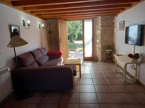 Apartment in Alsasua with Shared Pool, Wi-Fi and Air Conditioning - Image 3