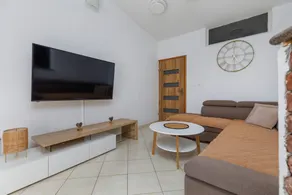 Two bedroom apartment with terrace and sea view Lokva Rogoznica, Omiš (A-24321-a) - Image 4